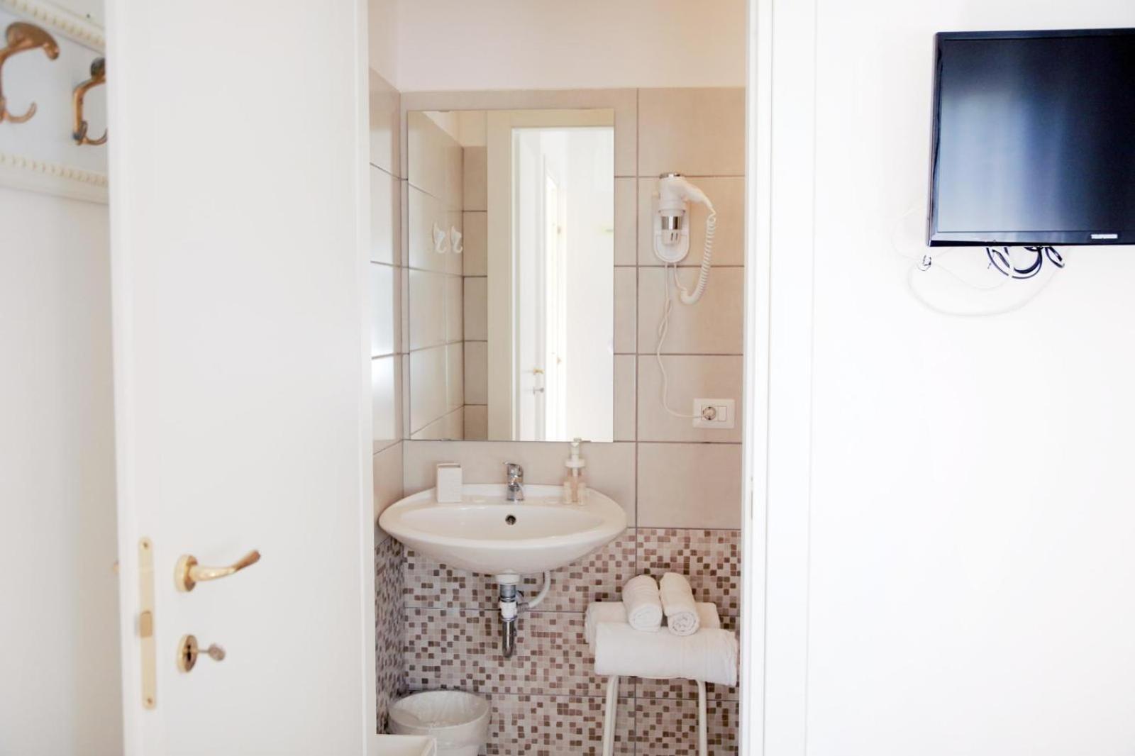 פסקיצ'י Beb Villa Pacifica מראה חיצוני תמונה